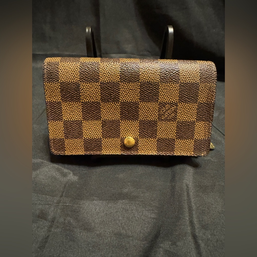 Louis Vuitton Damier Ebene Compact Wallet